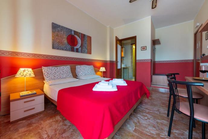 Appartamenti con ampio bagno in B&B a Lecce 