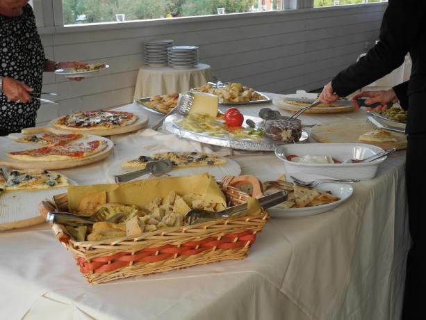 Ricco buffet ristorante albergo di Pesaro