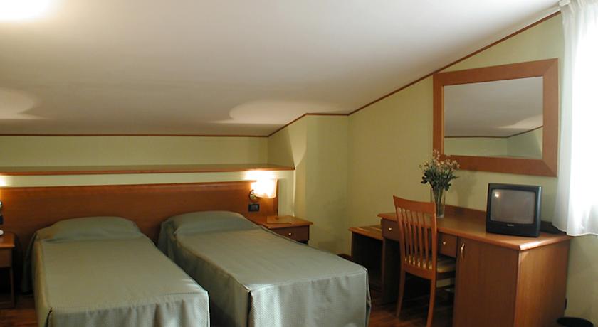 Camere con Bagno Privato e Colazione Tivoli