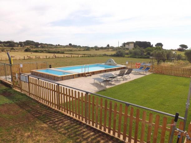 Appartamenti vacanza nella Campagna Romana con piscina