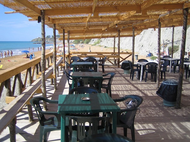 Bar sulla spiaggia 