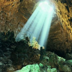 Stay near the Limestone Caves of Castellana