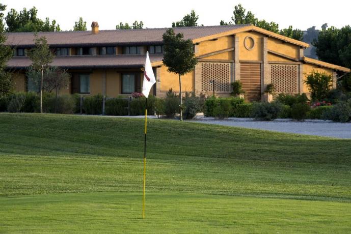 Resort in Umbria con campo da Golf 