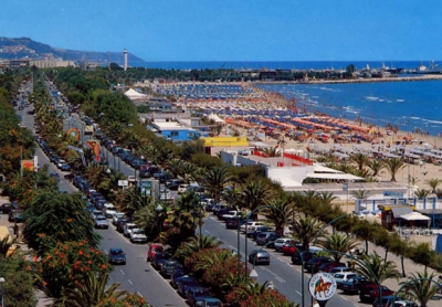 Seafront hotel in san benedetto