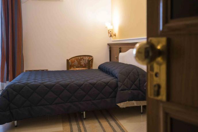 Hotel 4 stelle Salerno con camera matrimoniale