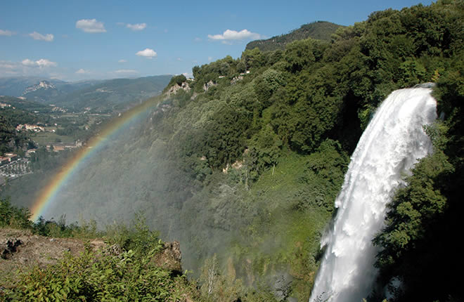 Arcobaleno e Cascata delle Marmore in Umbria 