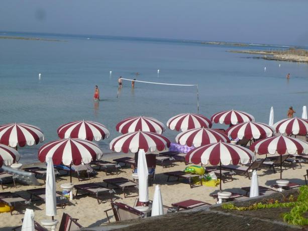 Resort con Spiaggia vicino al mare in Puglia 