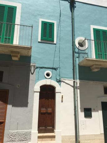 Appartamento-vacanza centro storico Polignano-a-Mare 6posti letto