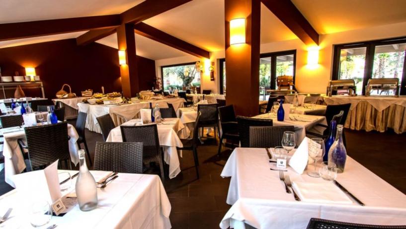 SICILIA:Villaggio 4 stelle fronte mare con ristorante