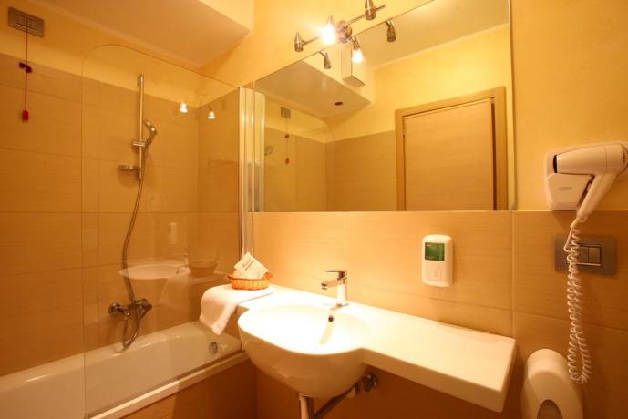 Bagno in camera Albergo a Diamante 