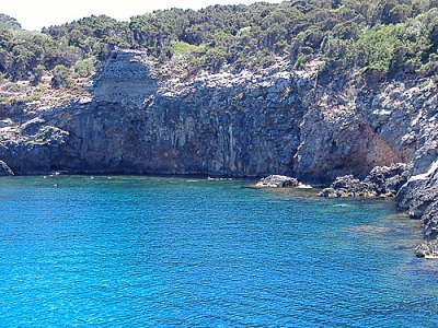 dormire in hotel e visitare isola giannutri