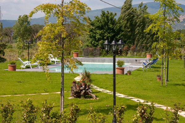 Piscina casa vacanze a Cortona ideale per relax