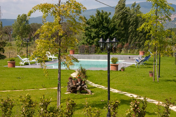 Piscina casa vacanze a Cortona ideale per relax 