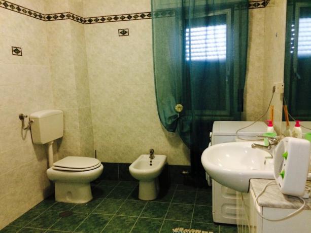 bagni delle camere matrimoniali di B&B Taranto