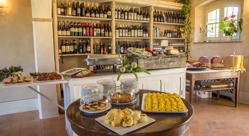 Ristorante interno prodotti emiliani ed umbri