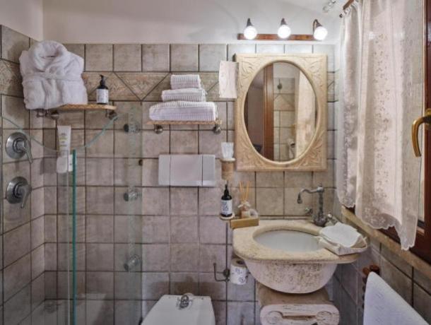 Bagno con doccia in appartamento-vacanze Assisi