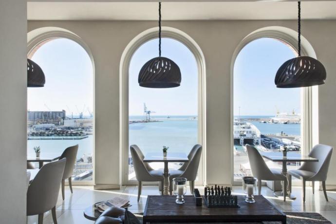 Hotel al porto di Ancona Ristorante fronte mare