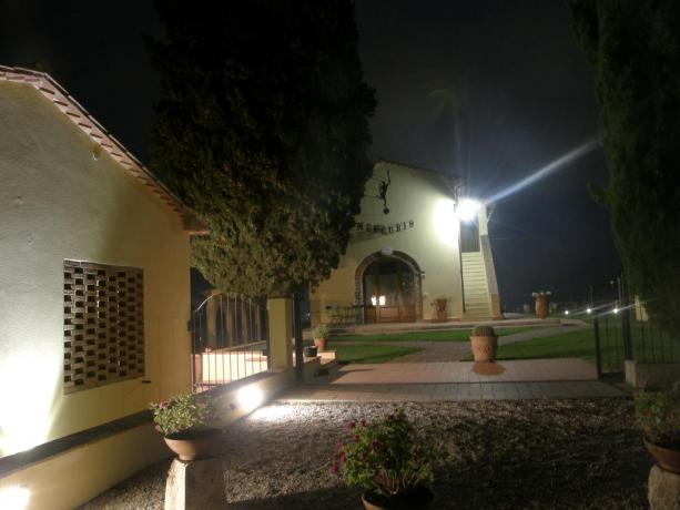 Soggiorno in Toscana in un Antico Casale