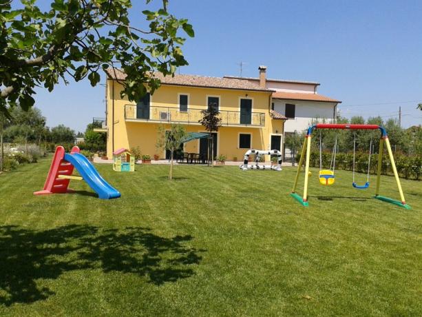 Divertimento in famiglia in vacanza ad Assisi 