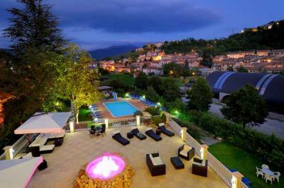 Hotel Benessere con Piscina scoperta e coperta