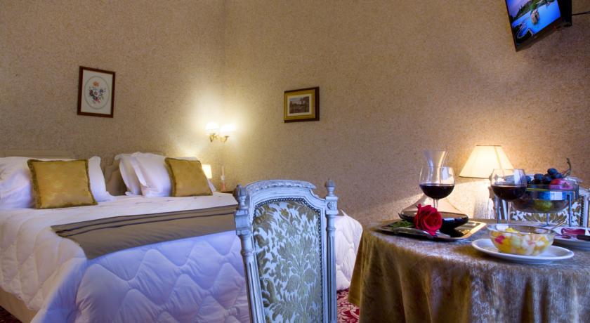 Camere con Idromassaggio a Chianciano Terme 