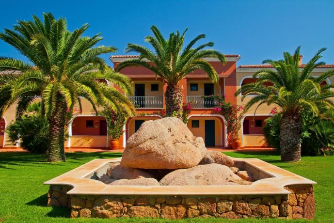 Villaggio-Albergo a Orosei in Sardegna vicino al mare 