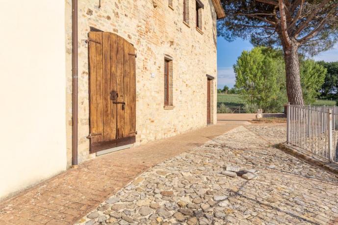 Agriturismo in Umbria con Solarium e Idromassaggio 