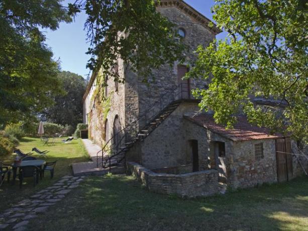 Appartamenti con giardino comune a Umbertide 