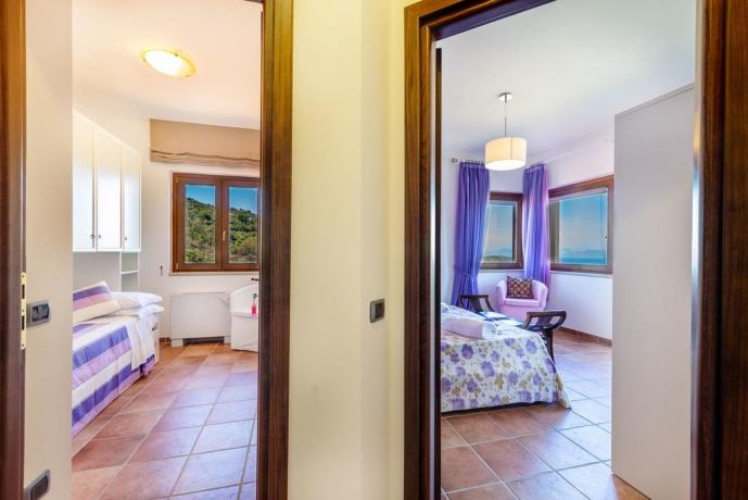 Appartamento-vacanza con camere matrimoniali e singole Laureana-Cilento