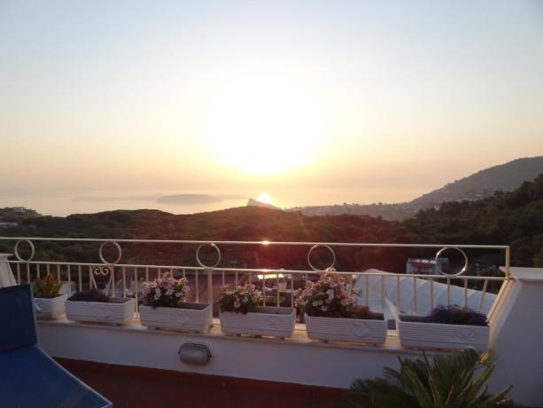 Veduta alba terrazza panoramica casa vacanze Barano d'Ischia 