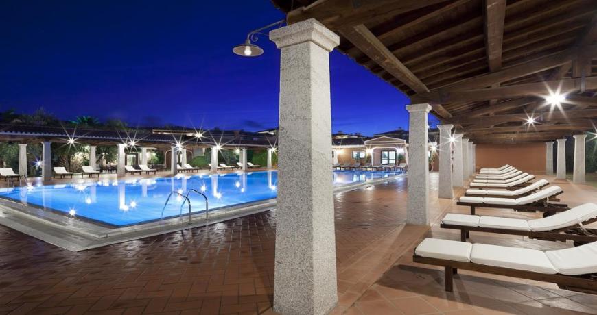 Resort**** con Piscina a Orosei in Sardegna 