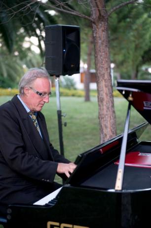 Pianoforte e musica all'hotel di Vieste