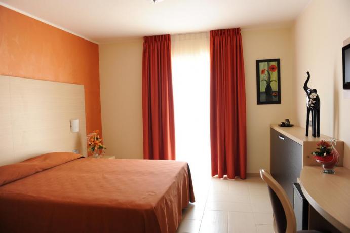 Camera Tripla dell'hotel in Calabria