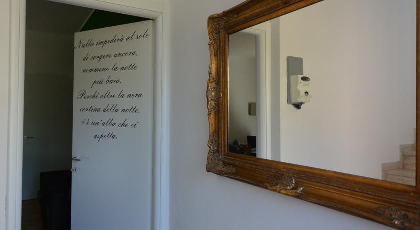 Camere Economiche con Bagno Privato a Pavia