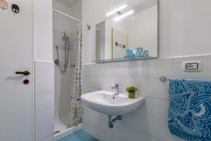 Servizio privato box doccia Stintino-Sardegna