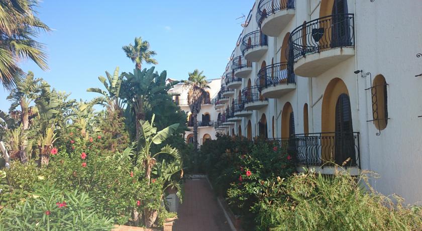 Hotel a Marina di Patti con Suite
