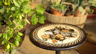 Tavoli da giardino in marmo e ferro battuto