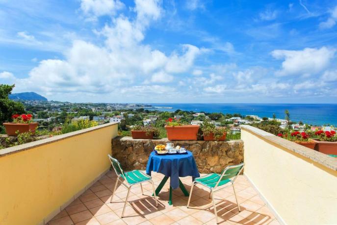 Bellissimo Paesaggio in Camera Vista Mare con Balcone