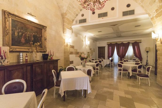 Sala Ristorante in Hotel 4 stelle a Cellino 