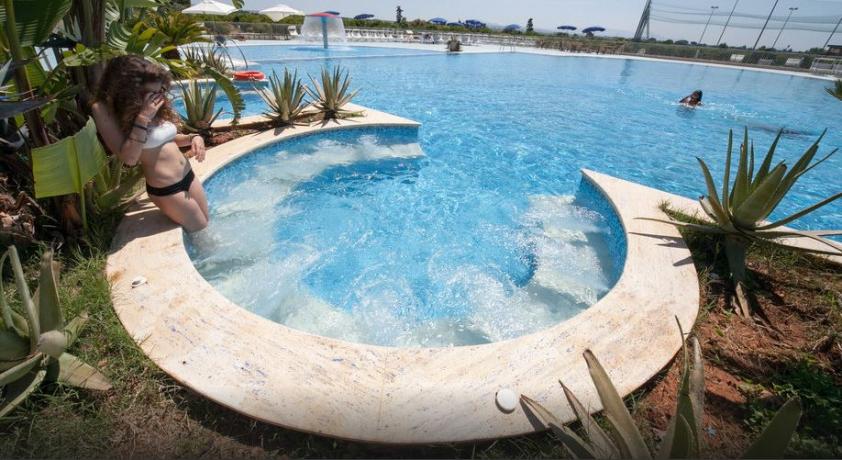 Hotel Benessere vicino Trapani, Hotel con Piscina coperta e Centro Benessere a Castelvetrano