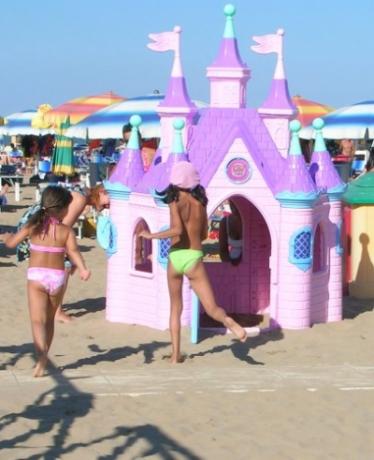 Giochi per bambini in spiaggia