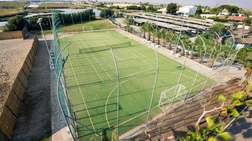 Villaggio a Manfredonia con Campo da Calcio 