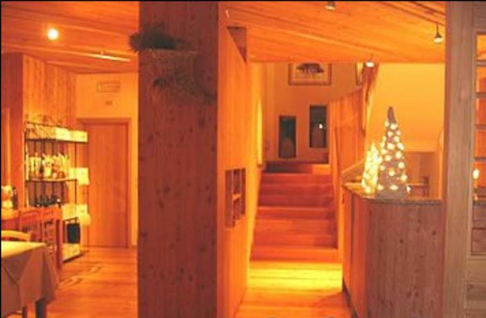 Agriturismo in larice naturale vicino Pinzolo