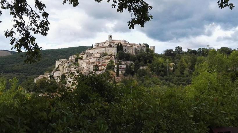 Albergo per visitare il borgo medievale di Labro 