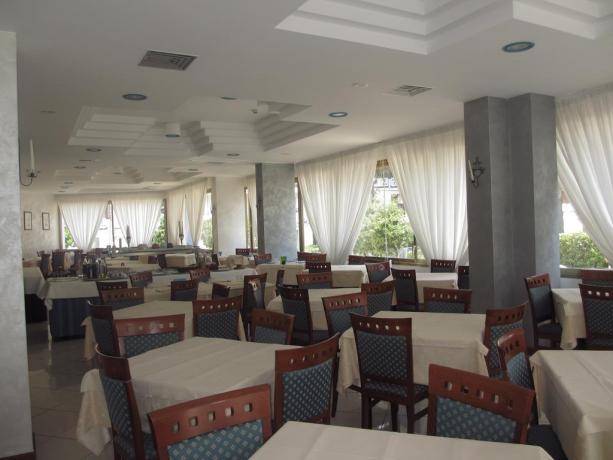 Ristorante in stile moderno hotel in Veneto
