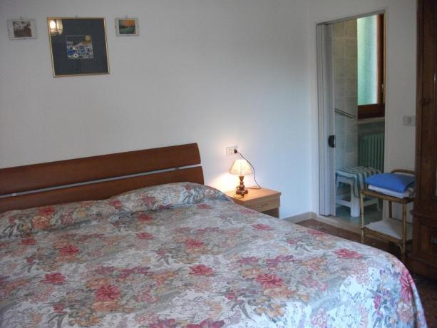 Camera matrimoniale B&B a Corciano con bagno