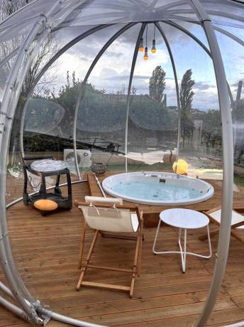 Bubble SPA for Relaxation Under the Stars