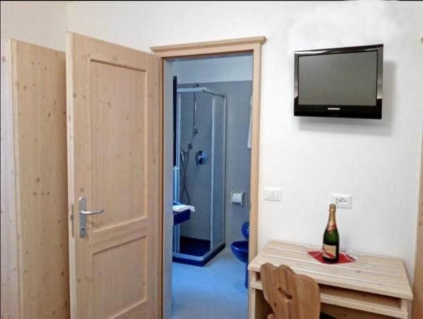 Bagno privato con doccia hotel 3 stelle Folgaria