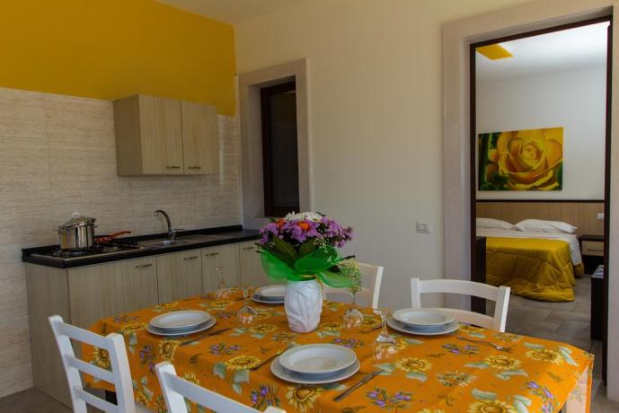 Camera con angolo cucina in B&B vicino Bari