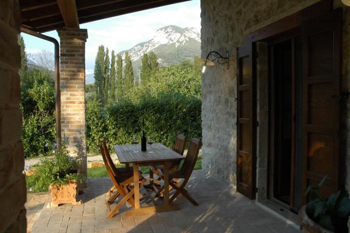 Country House con Appartamento nella Valle del Nera 